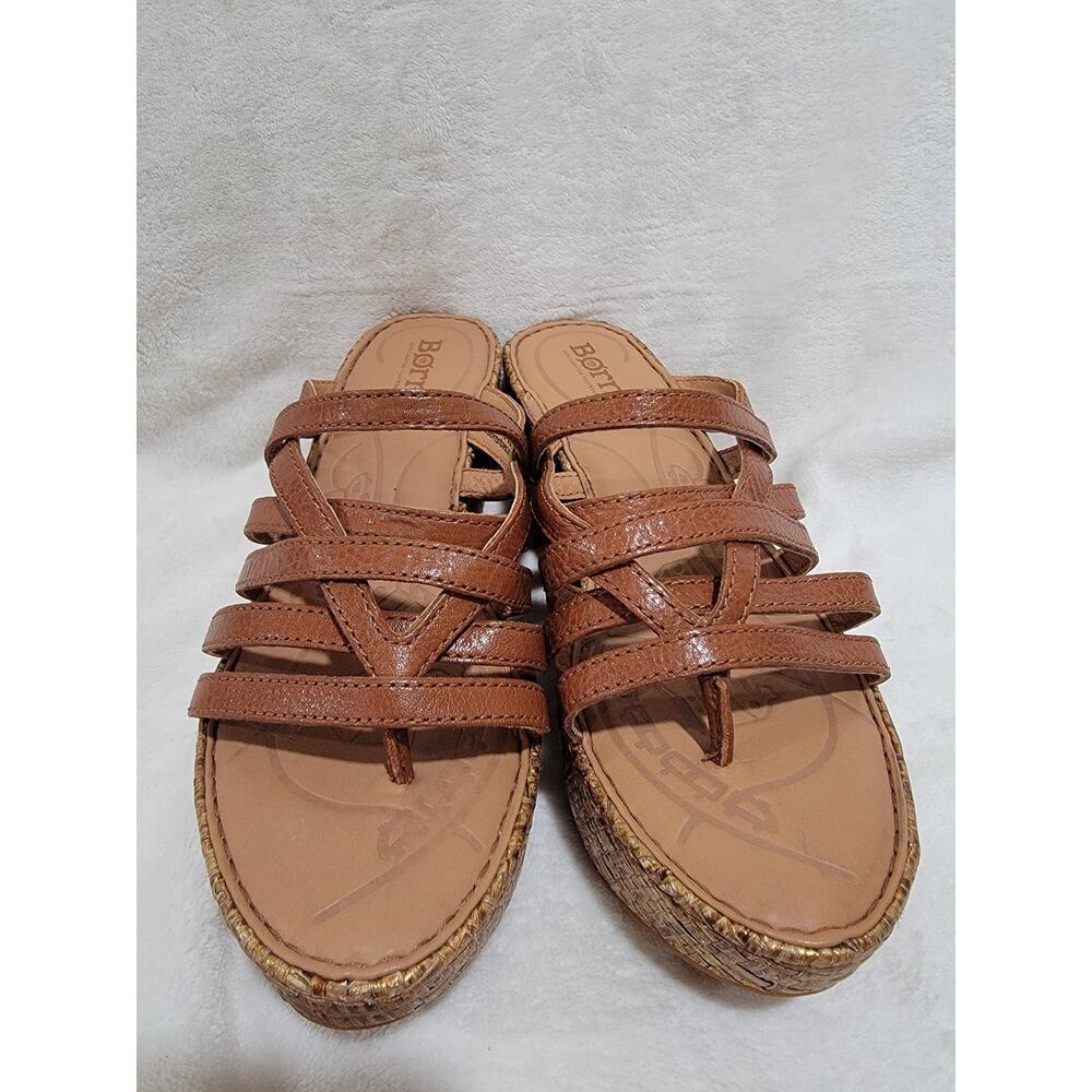 Born Thong Strappy Wedge Heel Sandals Tan Sz 7 MINT CONDITION! - Picture 7 of 9
